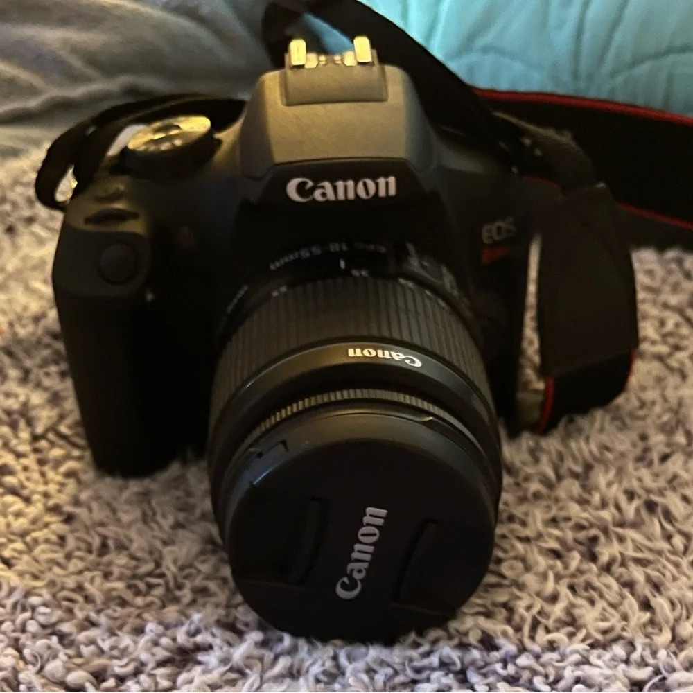 Canon Rebel T7